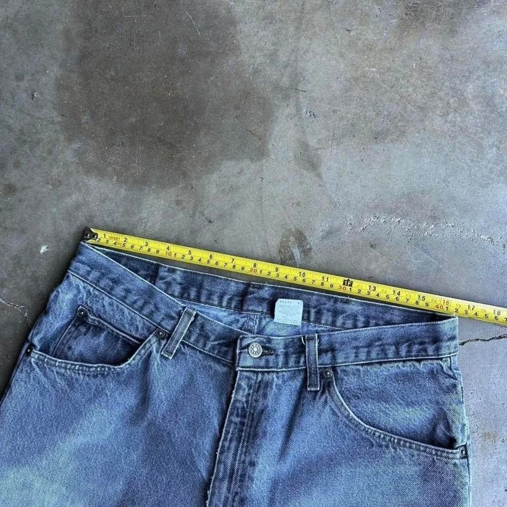 Levis faded grey